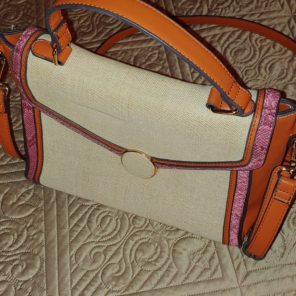 Lovely never been used handbag